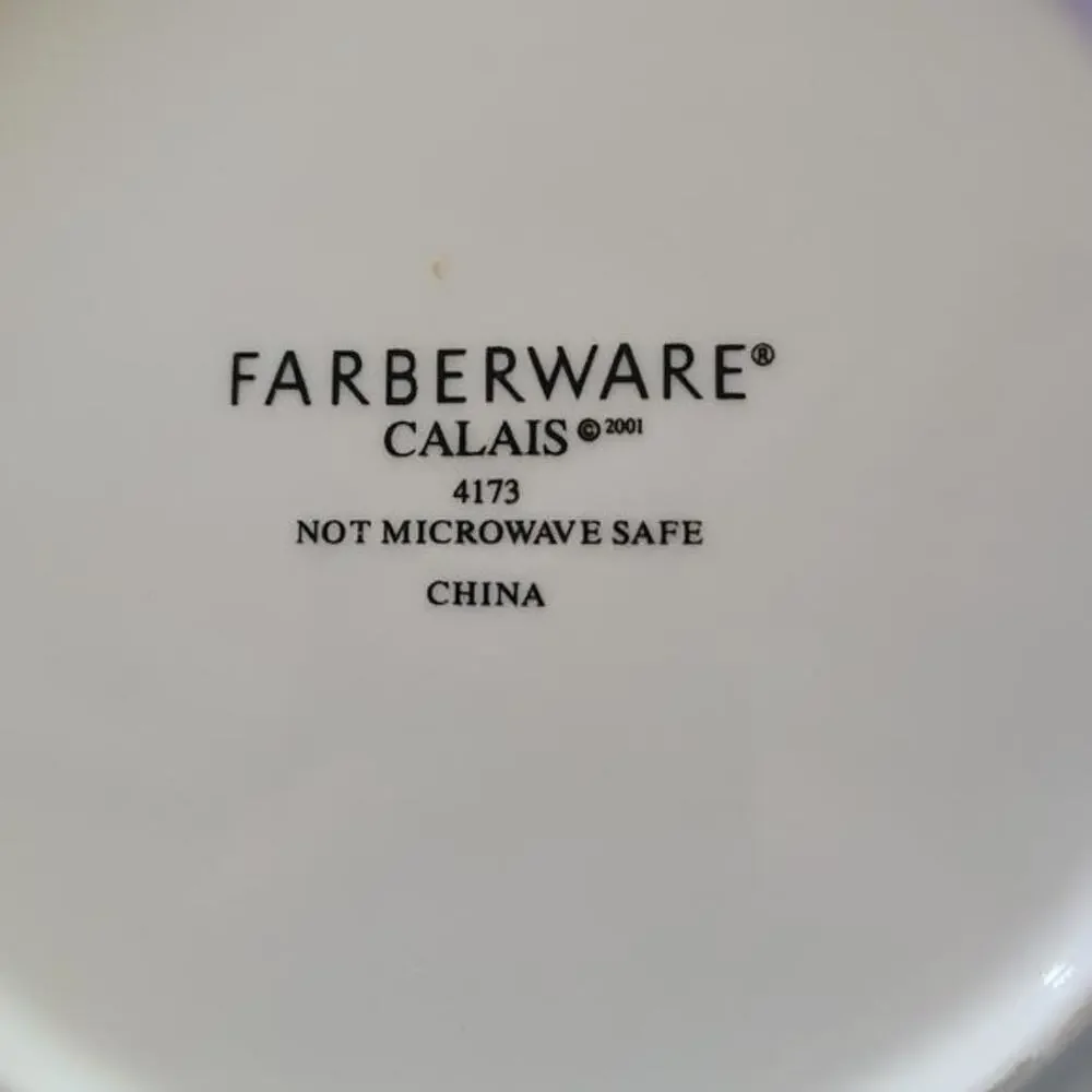 Farberware Calais 4173 Salad Plates White Embossed Designed Gold Trim‎ Set of 4